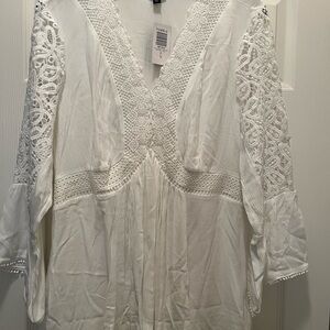 Chic White Lace Blouse